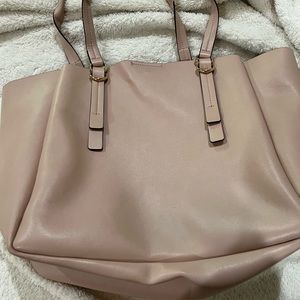 Pink Nine West purse. EUC
